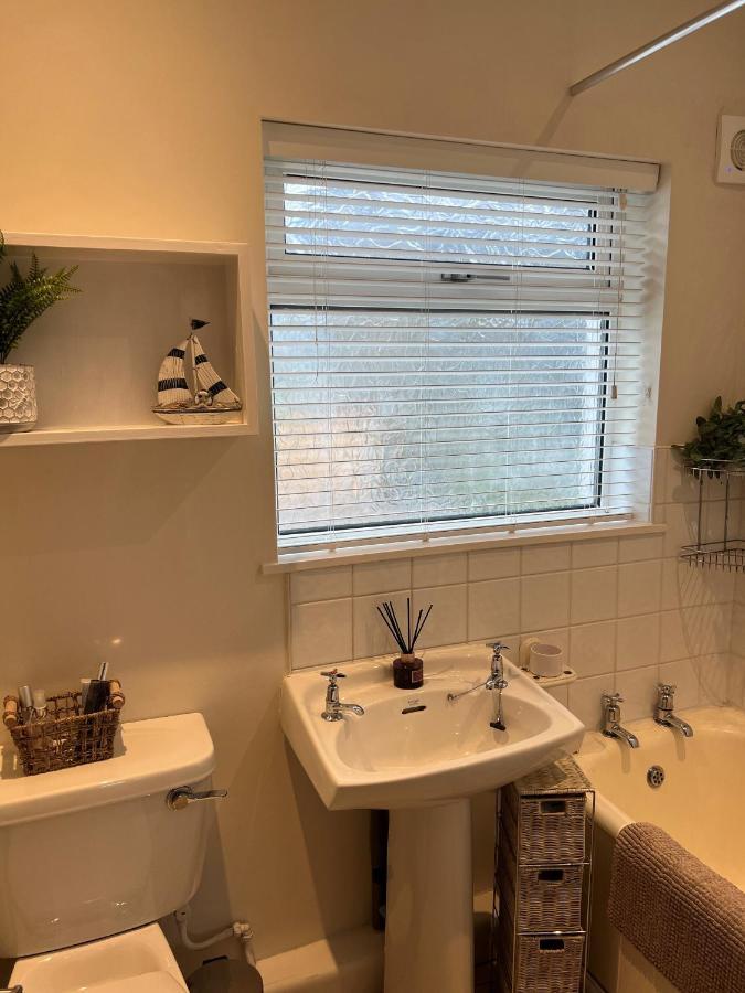 Cheerful 3 Bedroom Cottage In Central Location Ambleside Ngoại thất bức ảnh